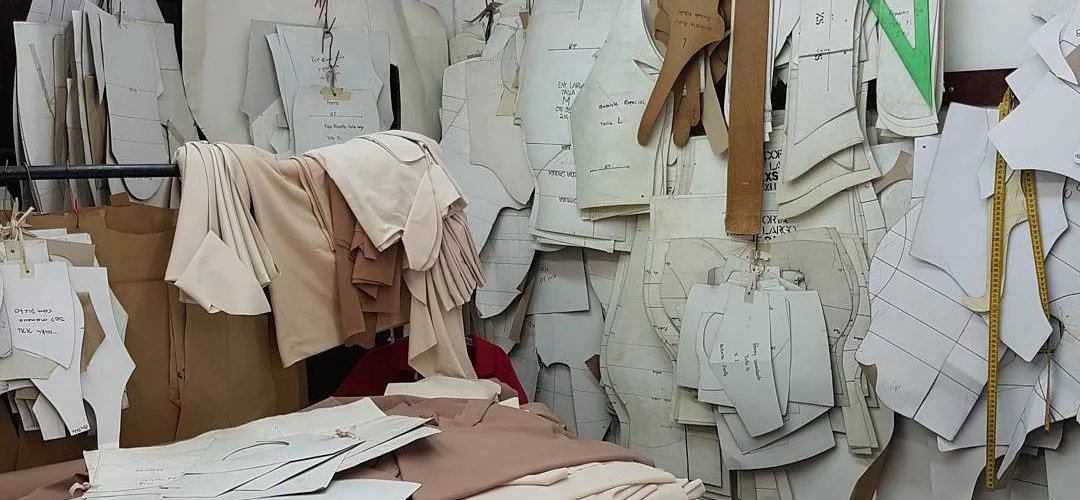 L'atelier : patrons de gaines